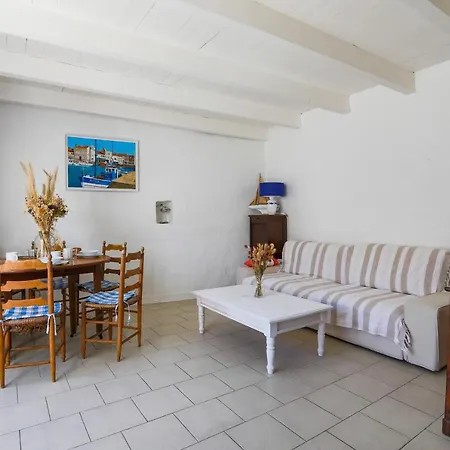 Holiday home Maison Cosy Au Coeur Du Village De